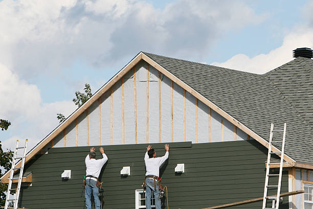 Professional Emergency Siding Repair technician working in Woodbine, NJ